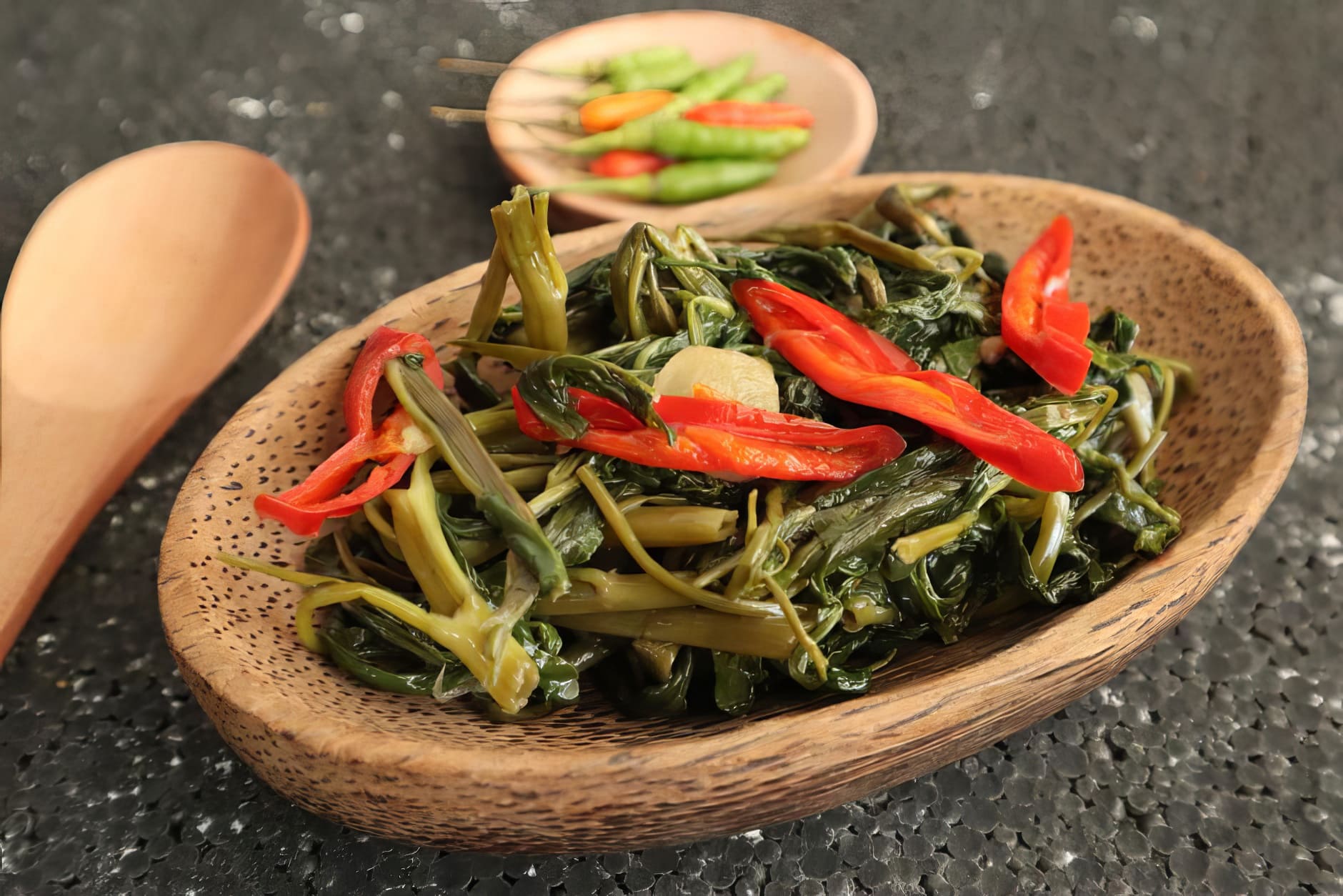 Bermodal Seikat Sayur Kangkung, Olahan Pedas ini Bisa Bikin Lupa Diet