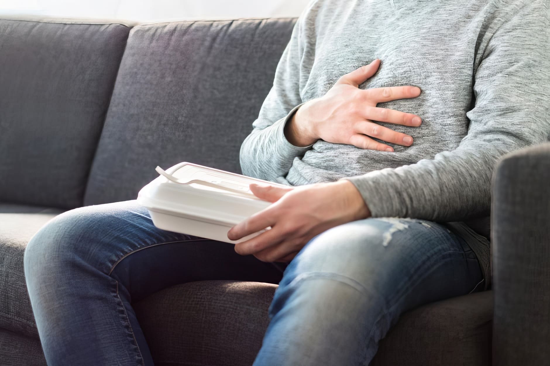 Perut Panas Usai Makan Pedas, Ademkan Segera Biar Tetap Nyaman